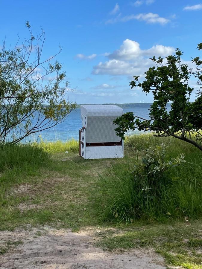 Tiny Beach House Barkelsby Exterior photo